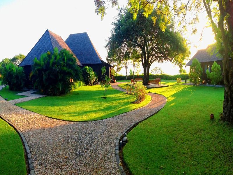 Samawa Seaside Cottage