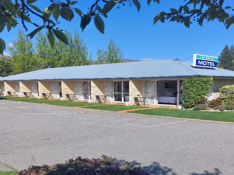 Lake Dunstan Motel image