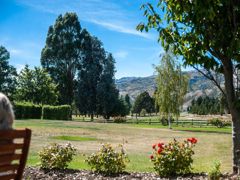 Lake Dunstan Motel image