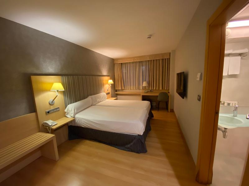 U Hotel Villa-Goma image