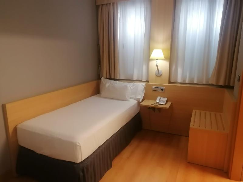 U Hotel Villa-Goma image