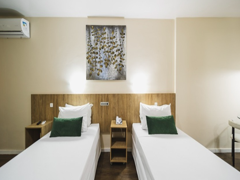 Nacional Inn Curitiba Torres image