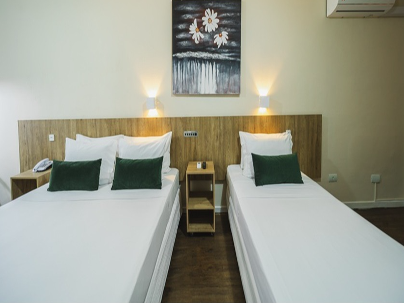 Nacional Inn Curitiba Torres image