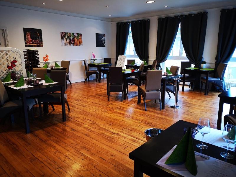 Brit Hotel Les Camelias image