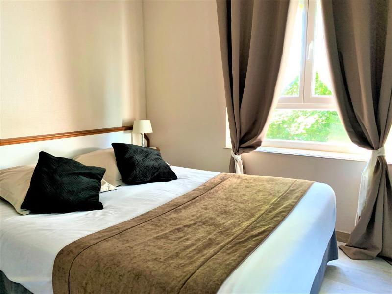 Brit Hotel Les Camelias image