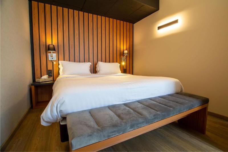 Best Western Cote des Sables Plouescat image