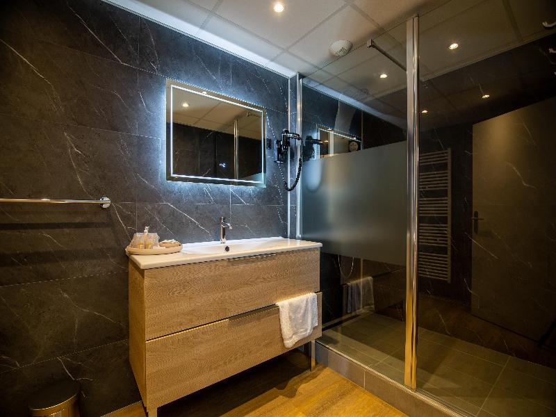 Best Western Cote des Sables Plouescat image