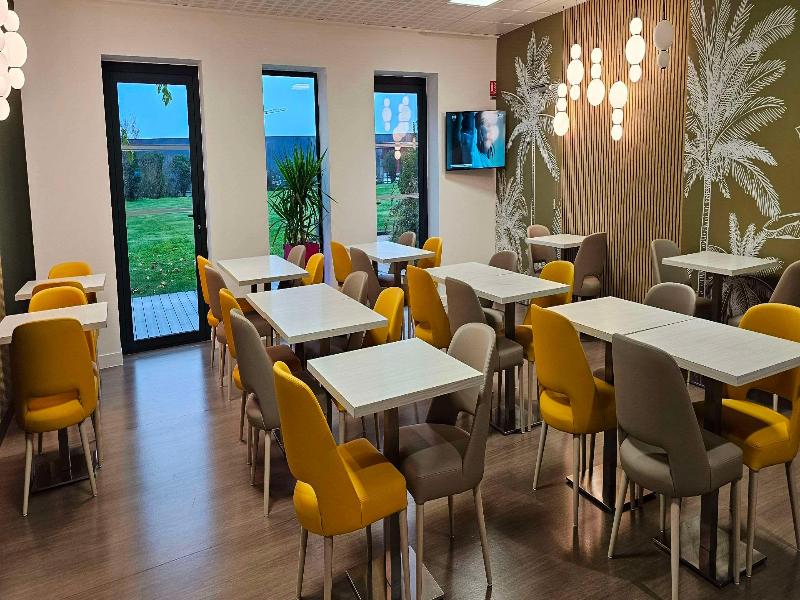 Brit Hotel Vendee Mer image