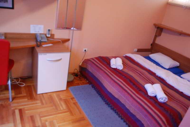 Car Royal apartmans-rooms image