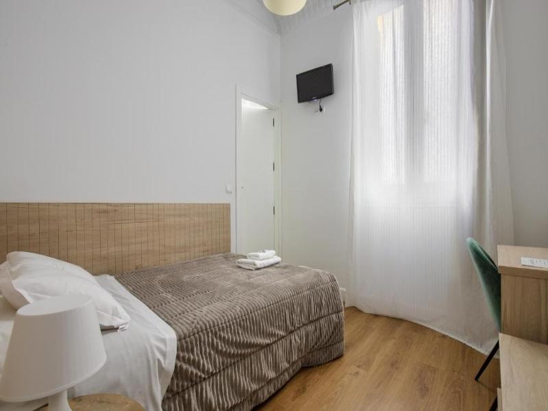Hostal Besaya image