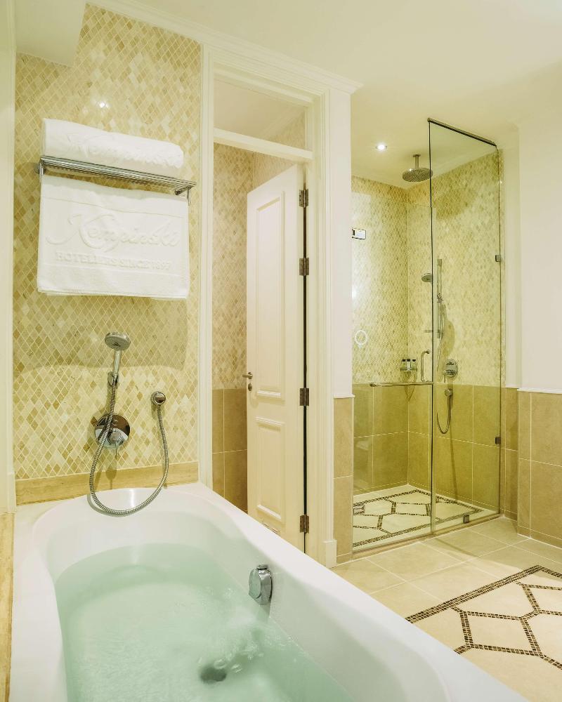 Villa Rosa Kempinski Nairobi image
