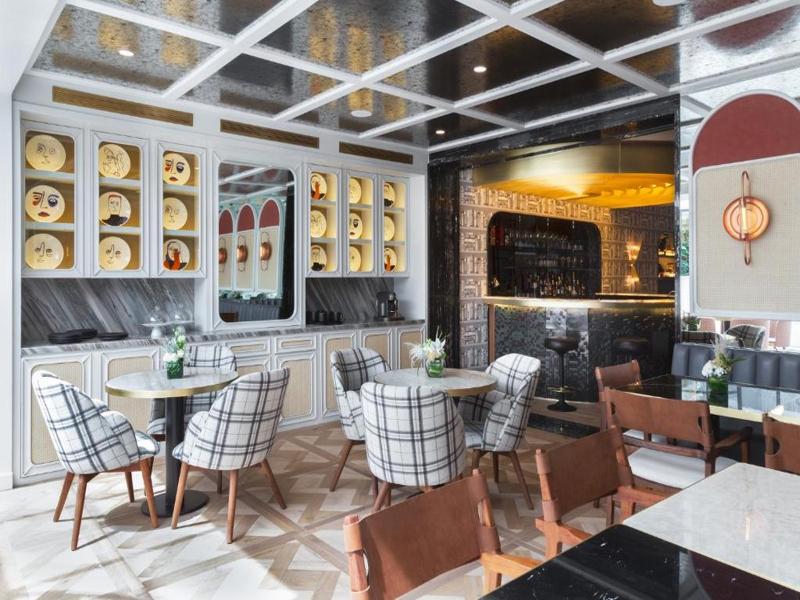 The Alest Hotel image