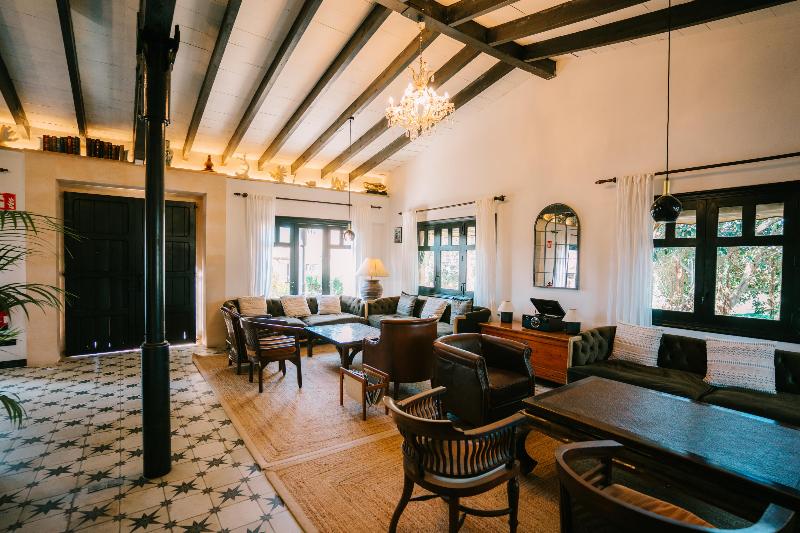 SON MOLI COUNTRY HOUSE image