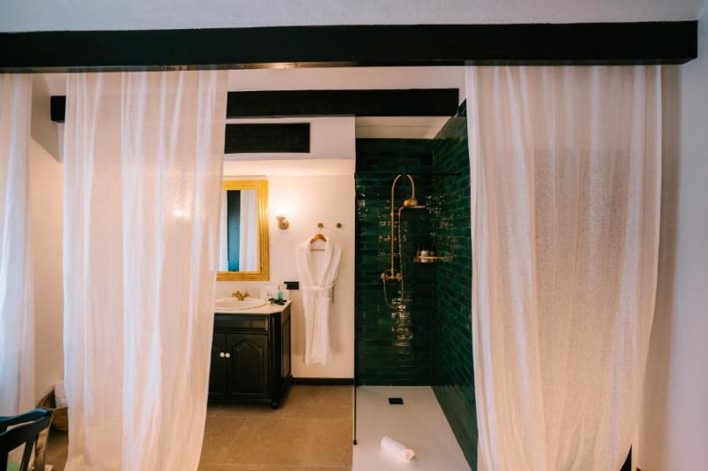 SON MOLI COUNTRY HOUSE image