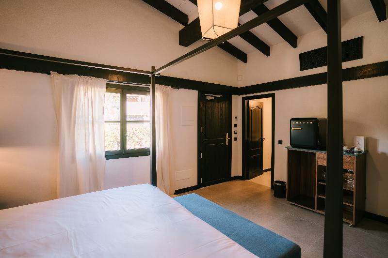 SON MOLI COUNTRY HOUSE image