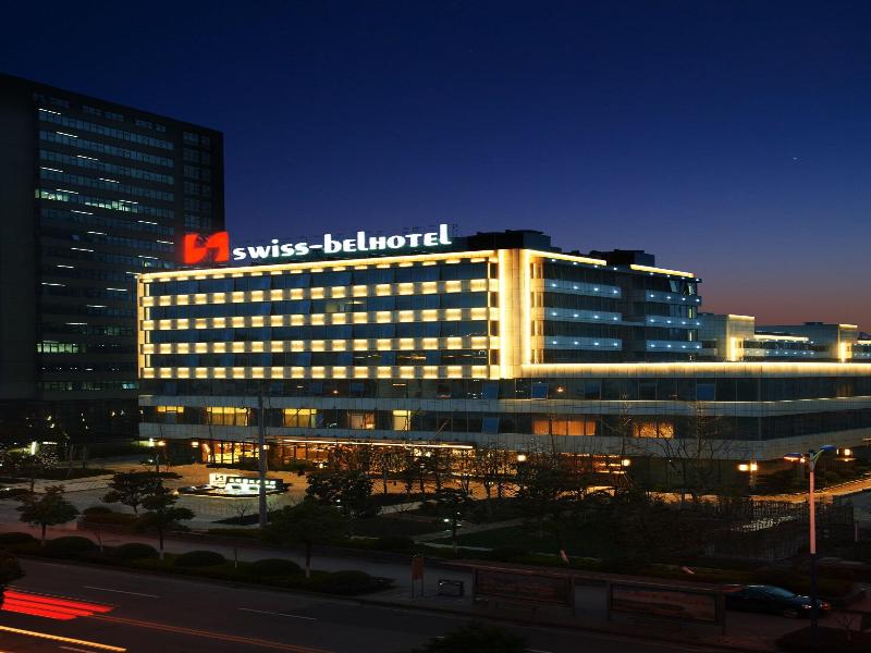 Wuxi Huayi Mingdu Hotel image