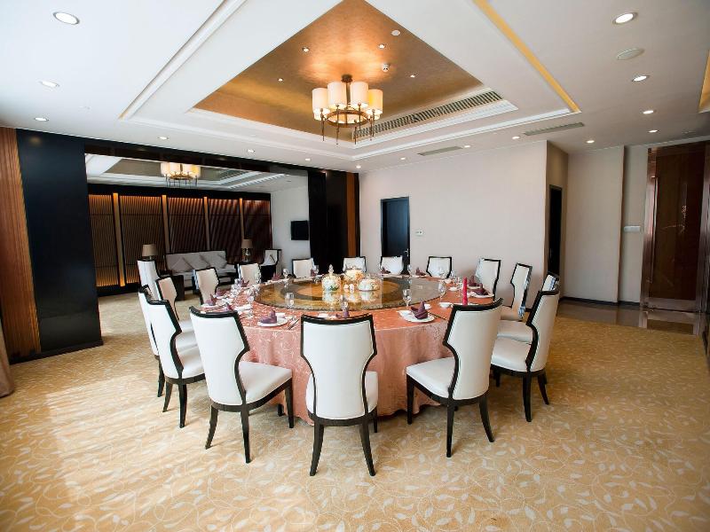 Wuxi Huayi Mingdu Hotel image