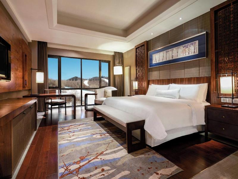 Executive Room, 1 King Bed, Executive Level (1 King Bed)