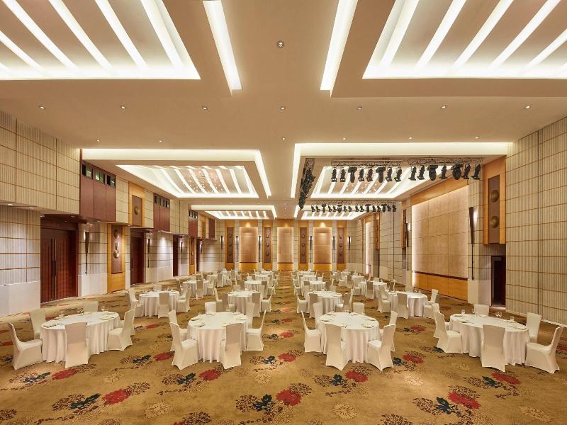 Sheraton Shenzhou Peninsula Resort image