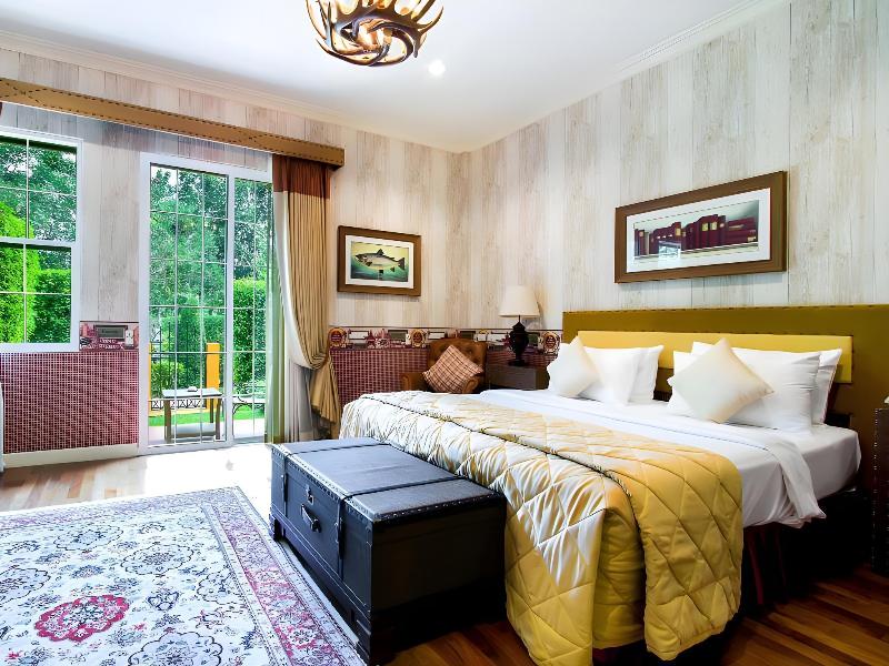 Rancho Charnvee Resort And Country Club image