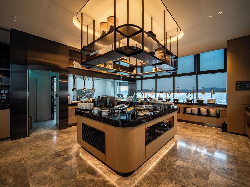 AC Hotel by Marriott Seoul Geumjeong image