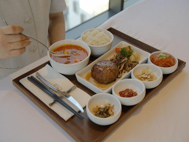 AC Hotel by Marriott Seoul Geumjeong image
