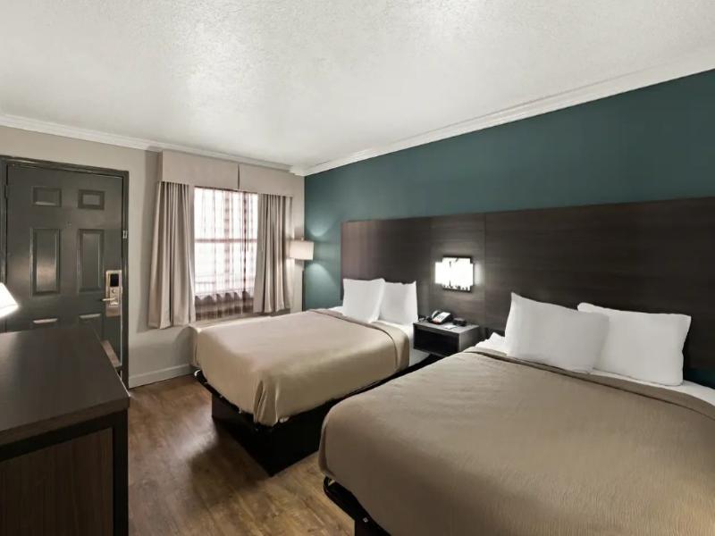 Quality Inn Ocean Springs - Biloxi East image