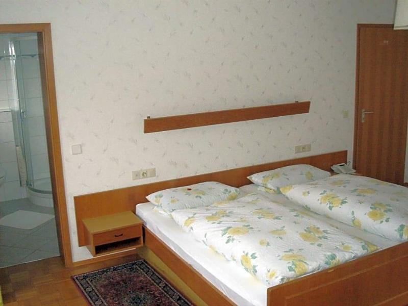 Waldschlösschen image