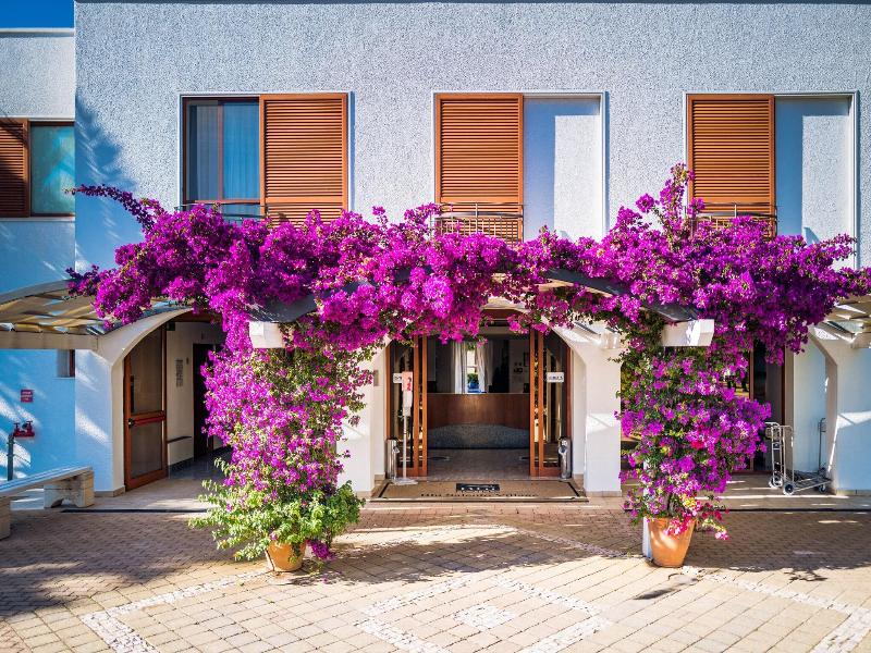 Blu Salento Village image