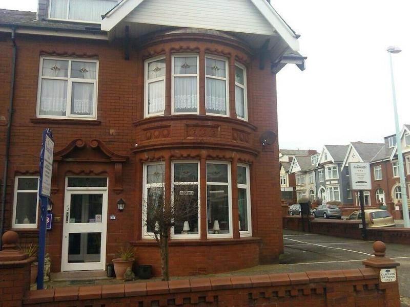 The Beaucliffe image