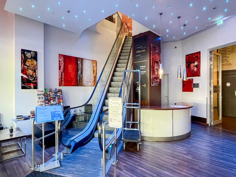 PLAZA Premium Berlin Kurfürstendamm image