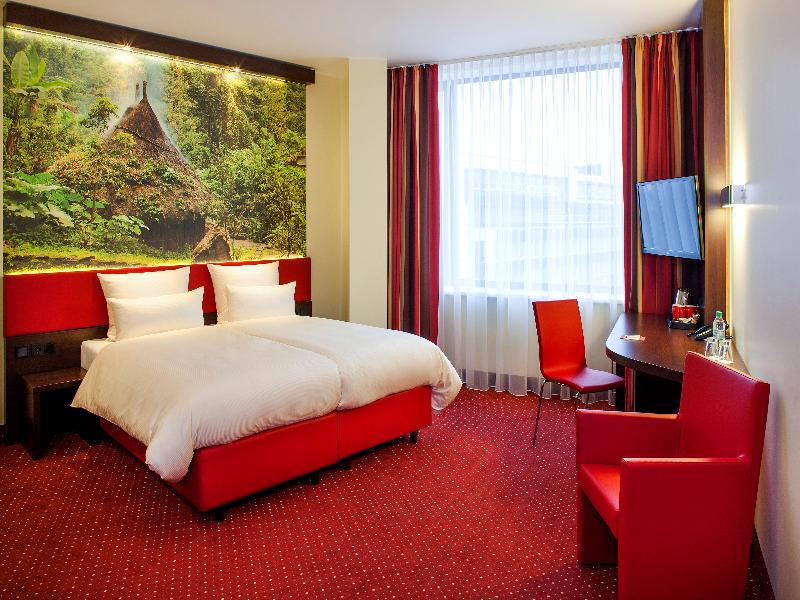 PLAZA Premium Berlin Kurfürstendamm image
