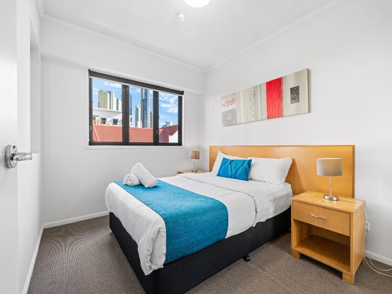 Central Brunswick Apartment Hotel image