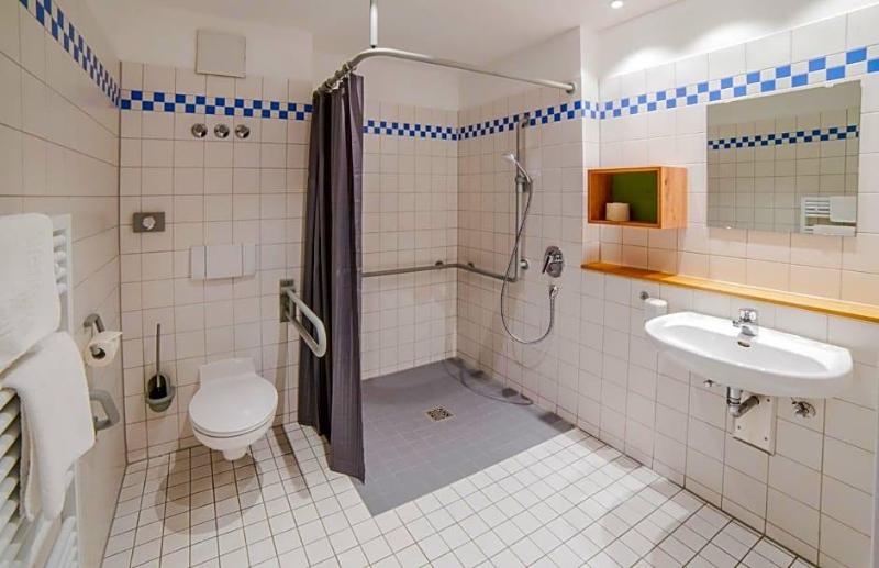 Lindenhof Ausbildungs- und Tagungshotel image