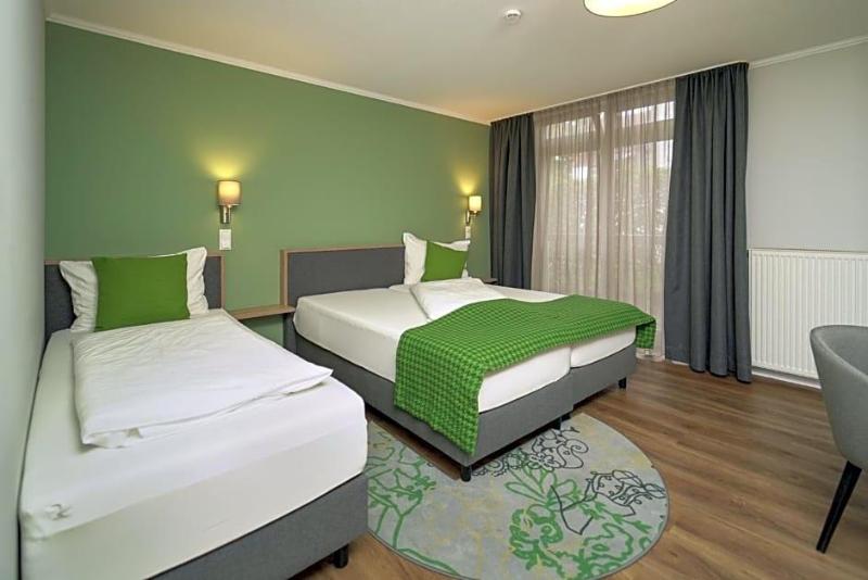 Lindenhof Ausbildungs- und Tagungshotel image
