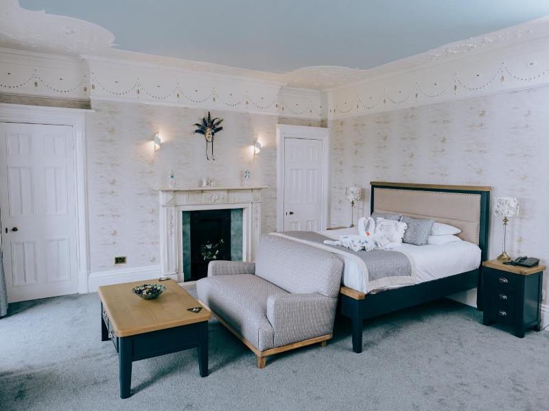 Court Colman Manor image
