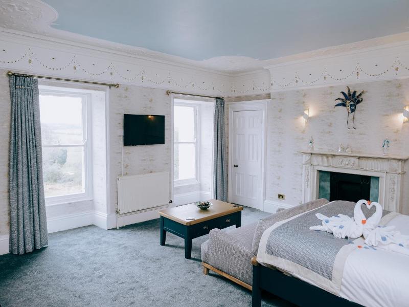 Court Colman Manor image