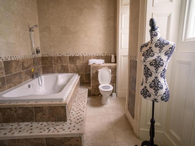 Court Colman Manor image