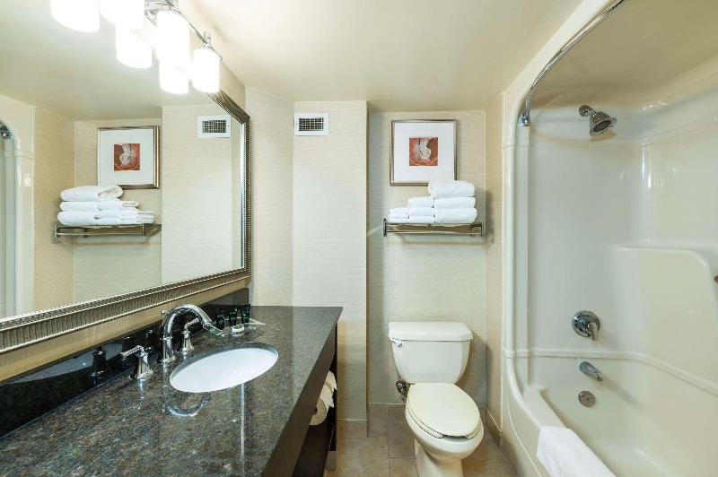Allure Hotel & Conference Centre image