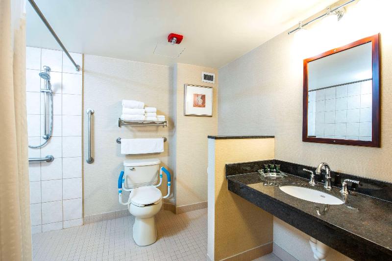 Allure Hotel & Conference Centre image