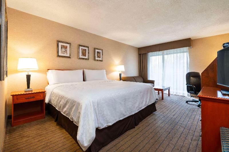Allure Hotel & Conference Centre image