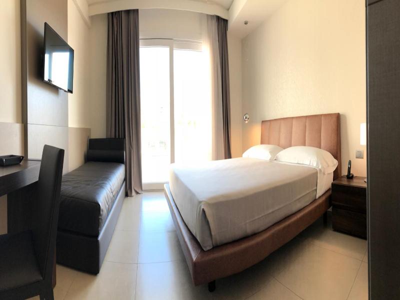 Vespucci Hotel image