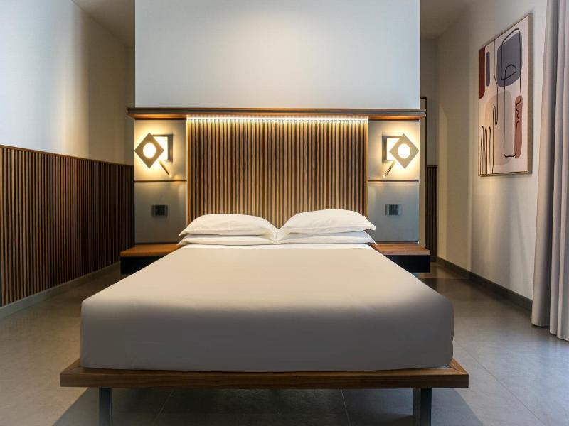 Vespucci Hotel image