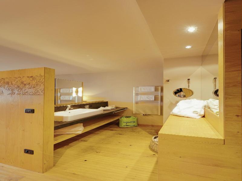 La Maiena Life Resort image