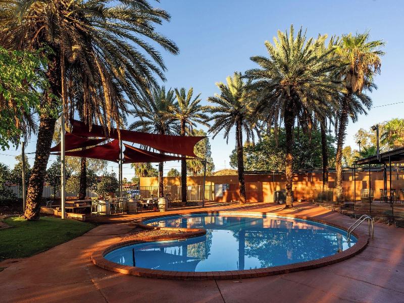Seasons Hotel Newman