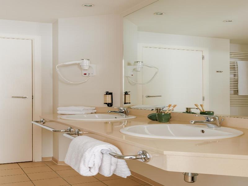 Hotel Aazaert by WP Hotels image