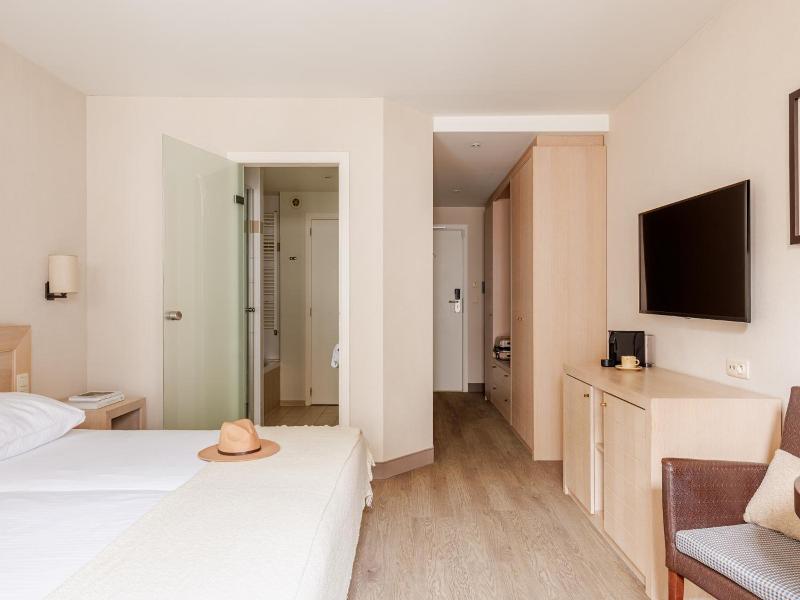Hotel Aazaert by WP Hotels image