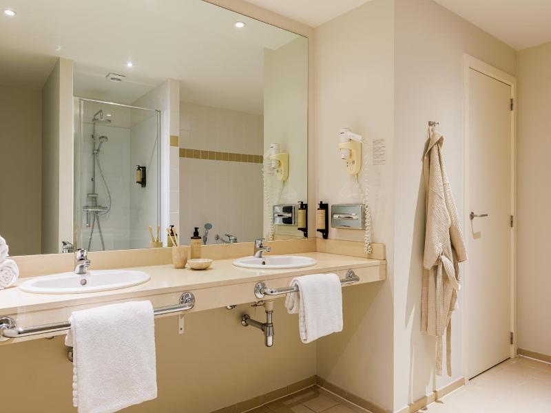 Hotel Aazaert by WP Hotels image