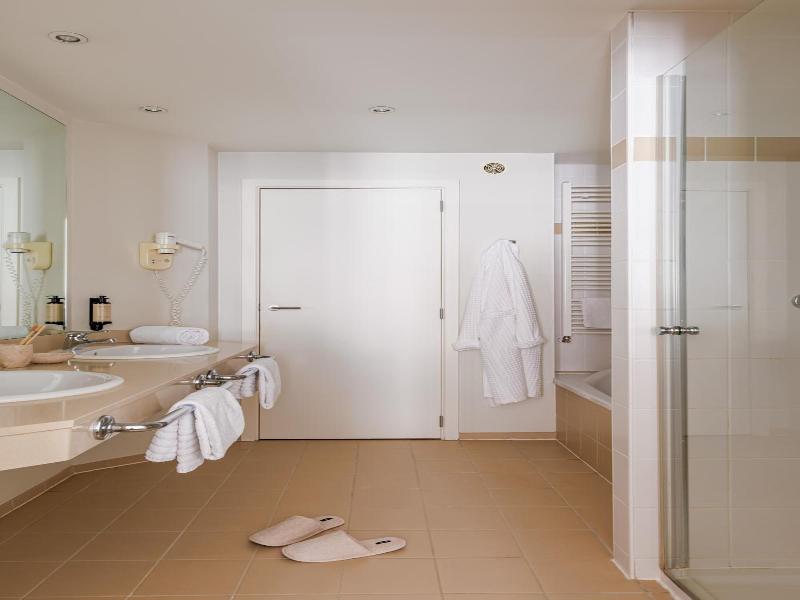 Hotel Aazaert by WP Hotels image