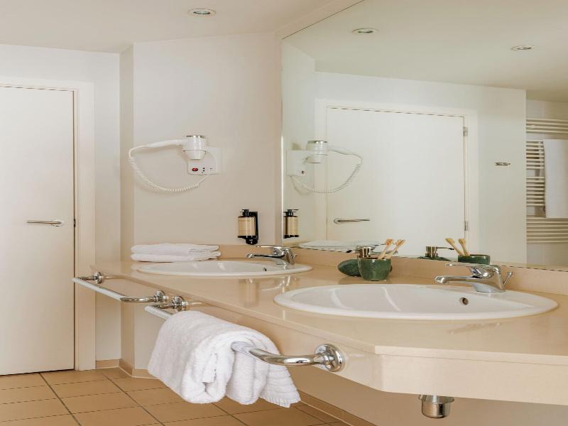 Hotel Aazaert by WP Hotels image